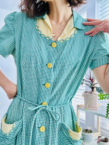 Vintage 1940s gingham cotton dress