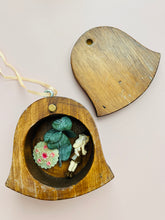 Load image into Gallery viewer, Vintage hand painted wooden bell trinket box
