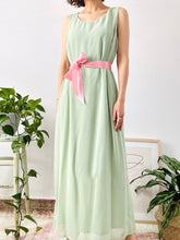 Load image into Gallery viewer, Vintage pastel green dress
