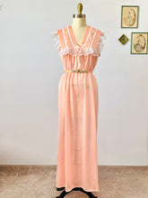 Load image into Gallery viewer, Vintage 1960s peach color night gown
