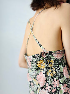 Vintage 1970s front knot floral dress