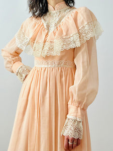 Vintage 1970s pastel Gunne style dress