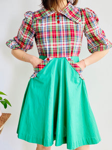 1930s Green Plaid Dress w Red Buttons and Pockets