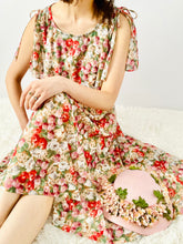 Load image into Gallery viewer, Vintage daisy blossom floral dress
