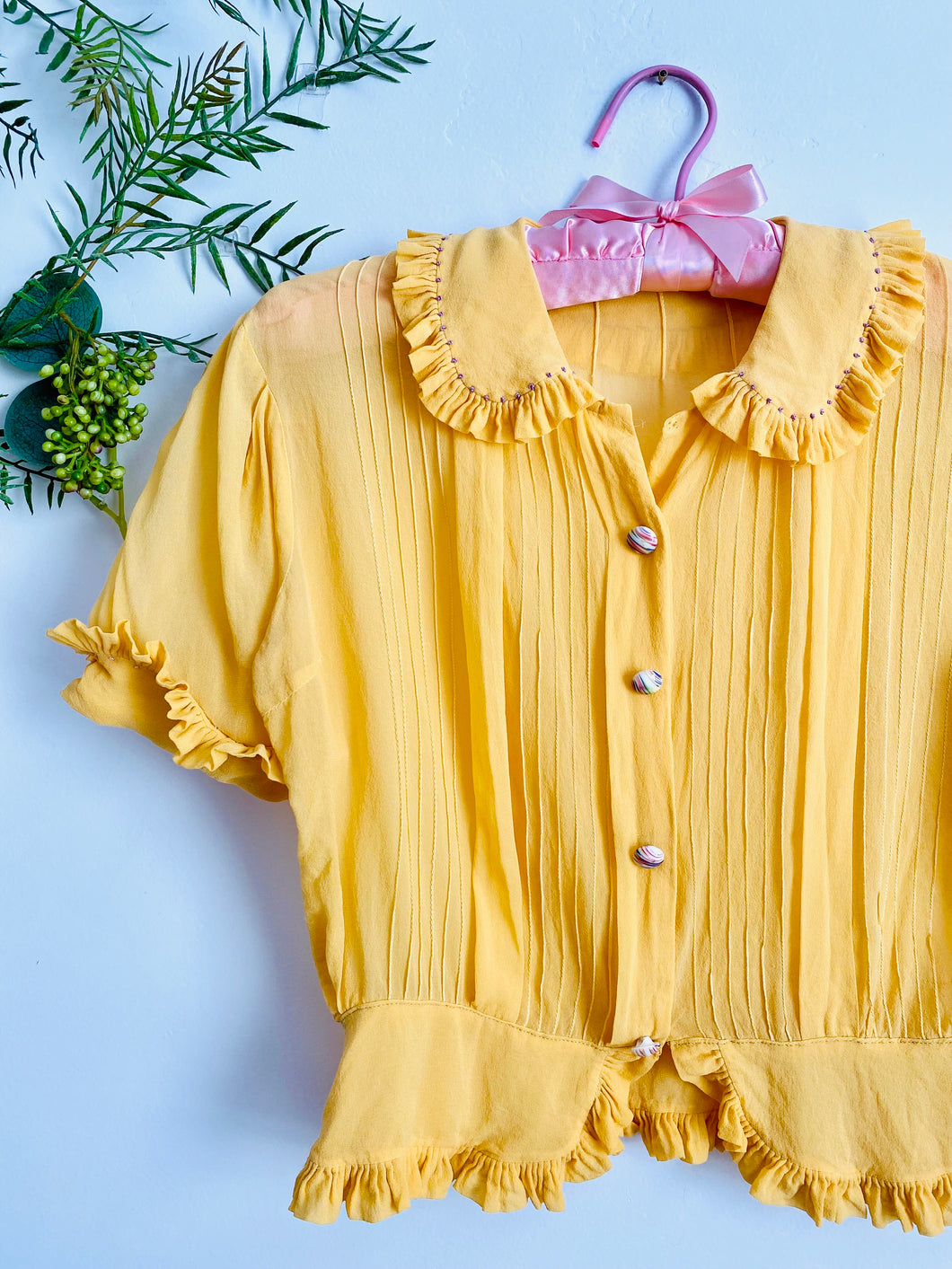Vintage 1940s mustard yellow ruffled silk top