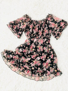 Vintage Ruched Floral Dress Ruffled Flounce Flared Sleeves