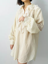 Load image into Gallery viewer, Vintage white cotton Gunne blouse/dress
