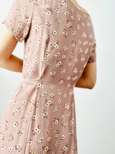 Load image into Gallery viewer, Vintage dusty pink rayon floral dress
