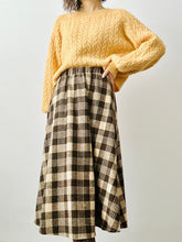 Load image into Gallery viewer, Vintage 1970s brown plaid skirt
