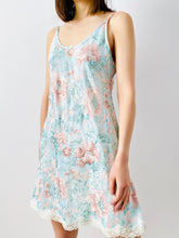 Load image into Gallery viewer, Vintage pastel floral slip
