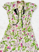 Load image into Gallery viewer, Vintage 1940s rayon floral dress As Is
