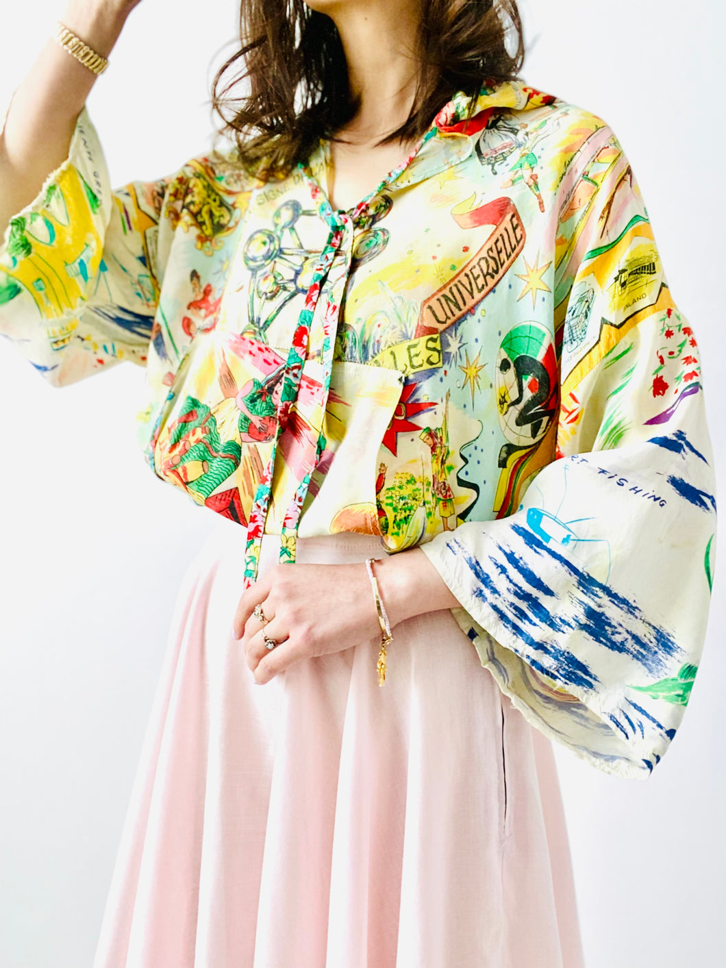 Vintage 1960s novelty print hooded rayon top