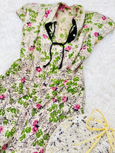 Load image into Gallery viewer, Vintage 1940s rayon floral dress As Is

