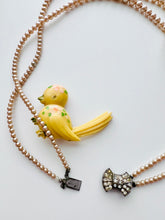 Load image into Gallery viewer, Vintage faux pearl choker
