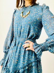 Vintage Blue Floral Dress with Ruffles and Ruched Sleeves