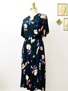 Vintage 1940s ribbon and floral novelty print dress