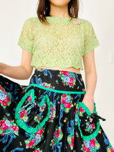 Load image into Gallery viewer, Vintage 1950s Novelty Print Floral Skirt with Heart Shaped Pockets
