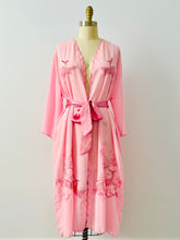 Load image into Gallery viewer, Vintage pink embroidered lounging robe
