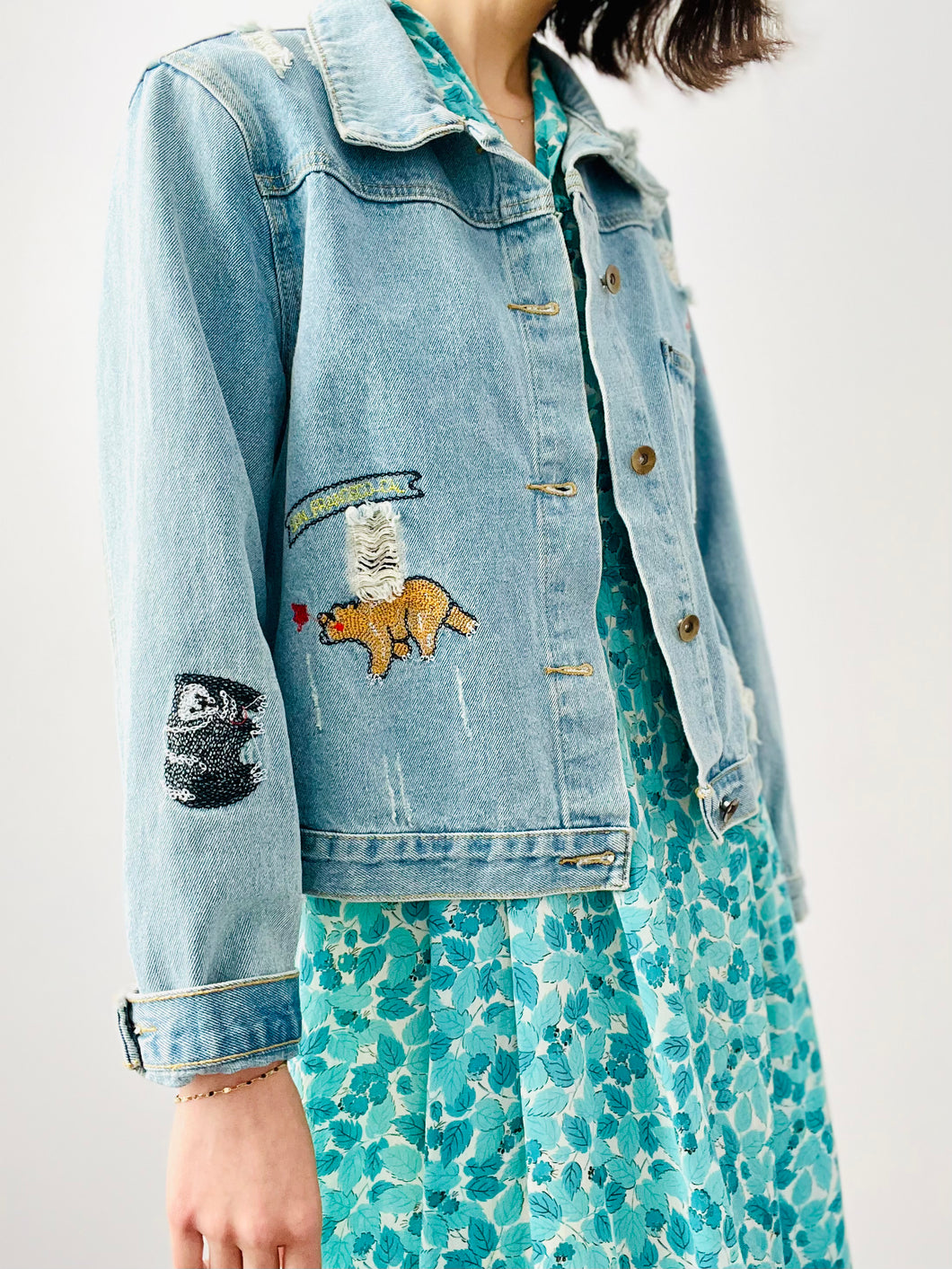 Vintage embroidered denim cropped jacket