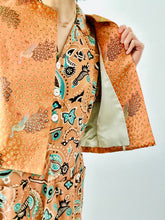 Load image into Gallery viewer, Vintage Embroidered Peacock Jacket
