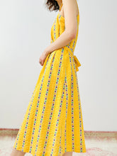 Load image into Gallery viewer, Vintage 1940s yellow floral dress
