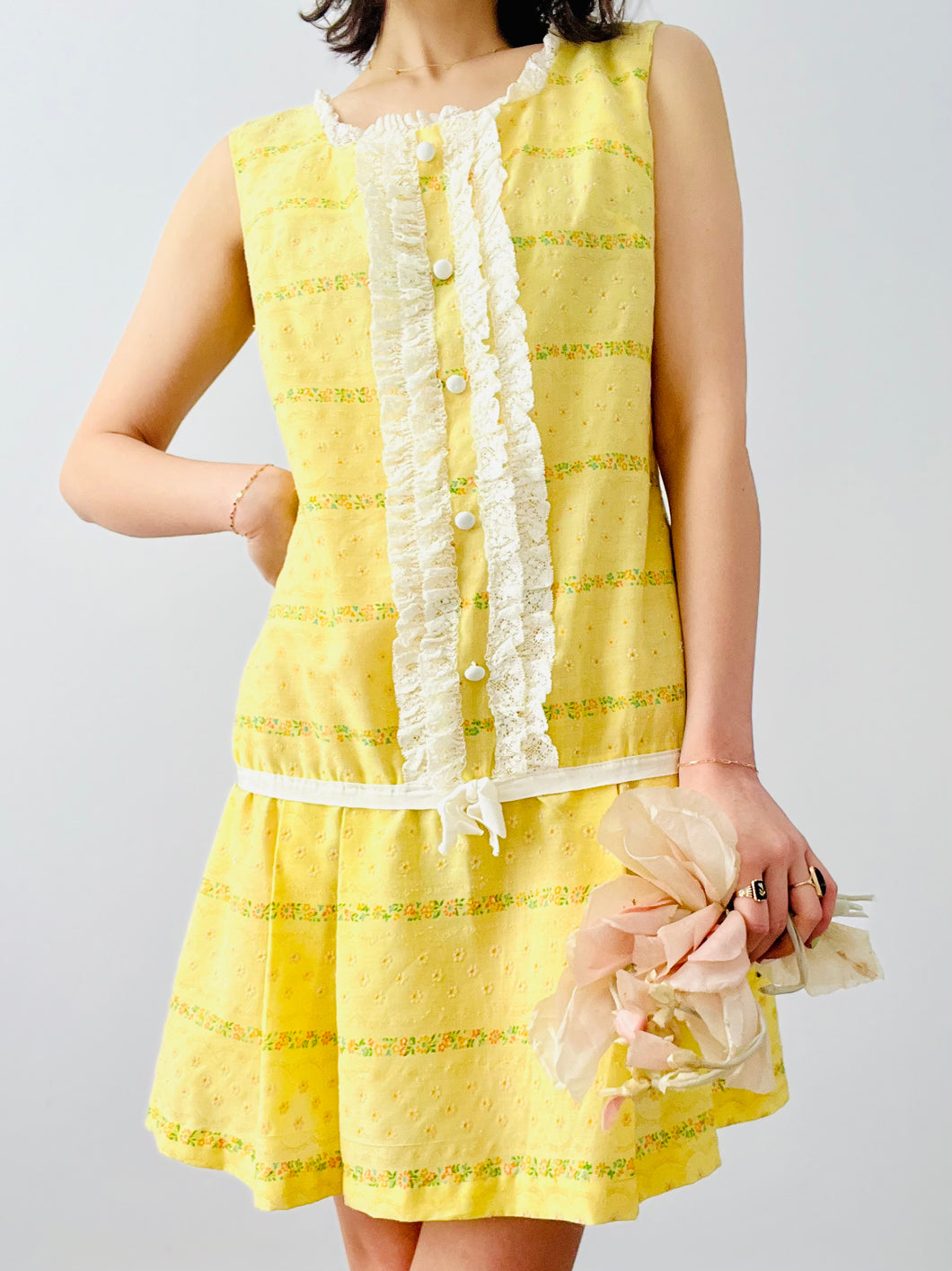 Vintage 1960s yellow lace dress