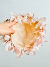 Load image into Gallery viewer, Vintage 1940s pastel pink petals millinery hat
