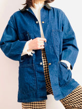Load image into Gallery viewer, Vintage 1970s denim chore jacket w corduroy collar
