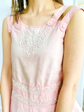 Load image into Gallery viewer, Antique 1910s Edwardian pink top with soutache
