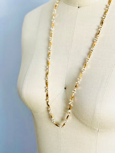 Vintage faux seed pearls gold tone necklace