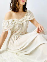 Load image into Gallery viewer, Vintage 1940s white cotton dress with ruffled lace and embroidery
