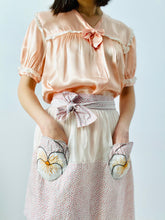 Load image into Gallery viewer, Vintage 1930s floral embroidered apron with pockets
