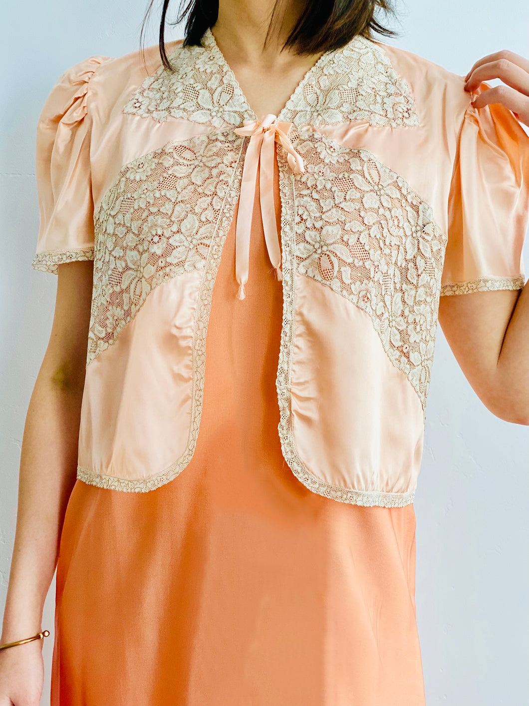 1940s Pink Lace Bed Jacket w Ribbon Ties