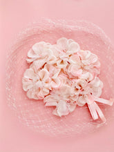 Load image into Gallery viewer, Vintage pastel pink millinery fascinator w veil
