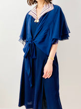 Load image into Gallery viewer, Vintage 1930s navy blue silk top w ribbon ties
