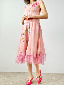 Vintage 1920s lilac color silk dress with ribbonwork