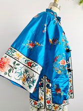 Load image into Gallery viewer, Vintage Blue Chinese Silk Embroidered Jacket
