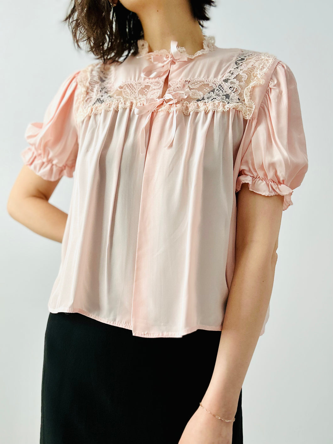 Vintage 1930s pink lace bed jacket
