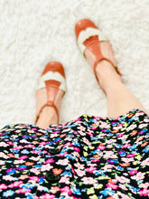 Load image into Gallery viewer, Vintage colorful floral rayon dress w waist ties
