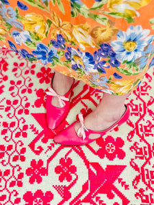 Vintage pink heels w ribbon bow