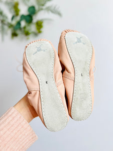 Vintage pink leather ballet flats with studs