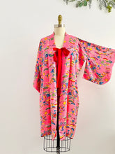 Load image into Gallery viewer, Vintage pink Japanese kimono phoenix print reversible dressing robe
