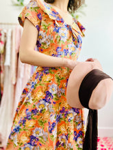 Load image into Gallery viewer, Vintage 1930s orange floral day dress
