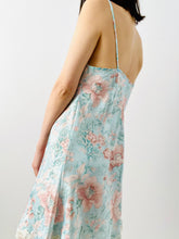 Load image into Gallery viewer, Vintage pastel floral slip
