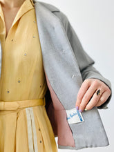 Load image into Gallery viewer, Vintage 1940s gray jacket
