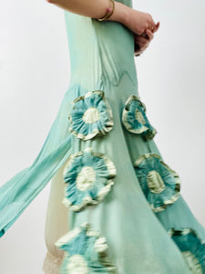 Vintage 1920s green silk dress with ruched velvet flowers