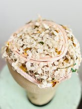 Load image into Gallery viewer, Vintage 1930s pink millinery Fascinator

