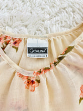 Load image into Gallery viewer, Vintage Catalina floral top
