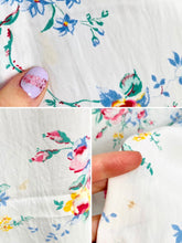 Load image into Gallery viewer, Vintage 1930s Radcliffe Rayon Floral Lingerie Dressing Gown
