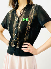 Load image into Gallery viewer, Vintage 1940s black lace top with fine pleates
